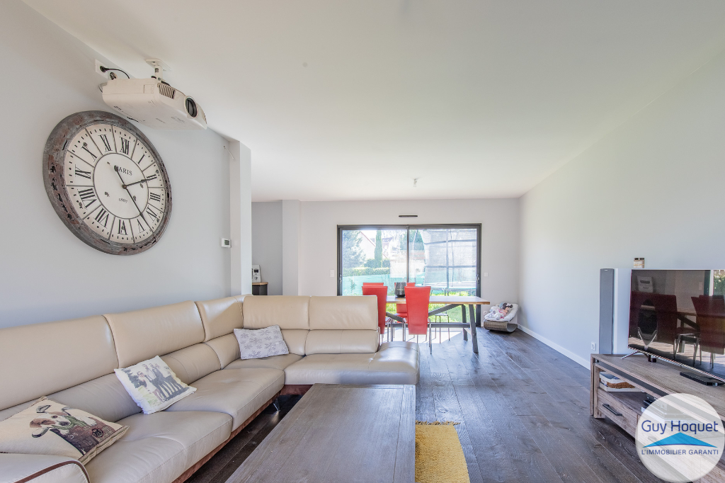 Vente d'une maison 6 pièces (157 m²) à LA VILLE DU BOIS