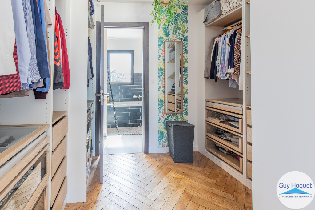Vente d'une maison 6 pièces (157 m²) à LA VILLE DU BOIS