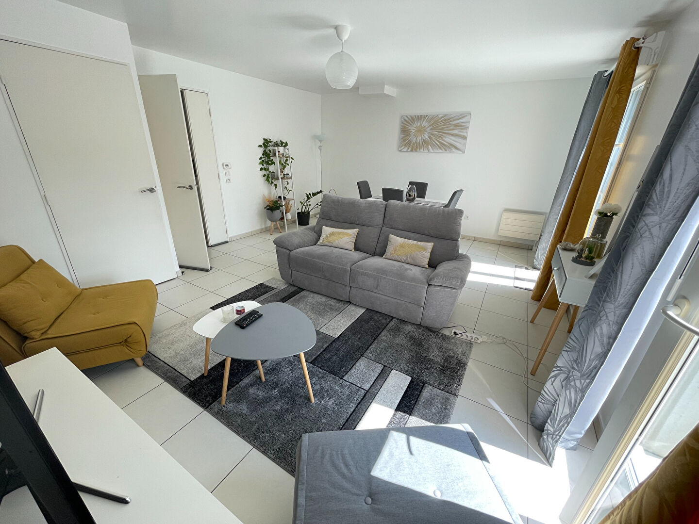 A vendre une maison récente à la décoration actuelle de 4 pièces à CHILLY MAZARIN