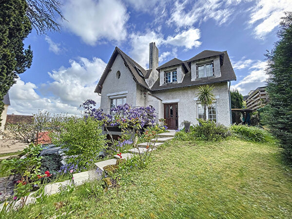 Vente par agence immobiliere à Plaisir (78370)