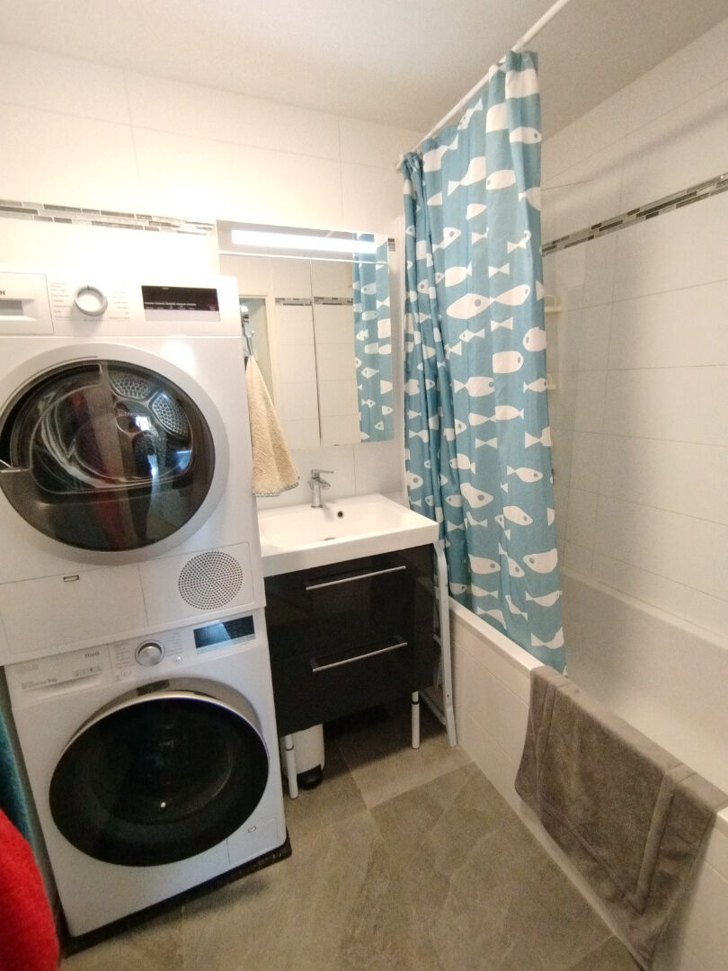 A VENDRE GUYANCOURT LA MARE JARRY APPT 3 PIECES 62 M² EN ETAGE; 2 CHAMBRES. TERRASSE. CAVE ET PARKING EN S/SOL