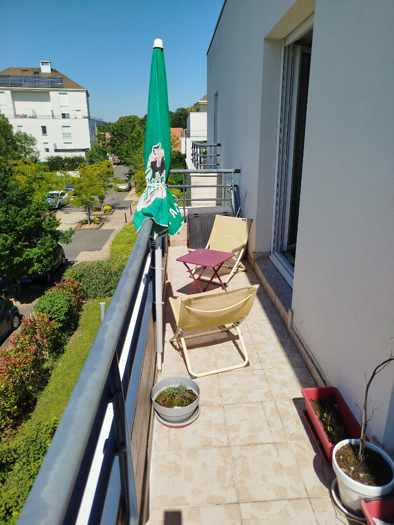 A VENDRE Appartement 3 pièces 70m² (2011) Montigny Village, en étage avec ascenseur