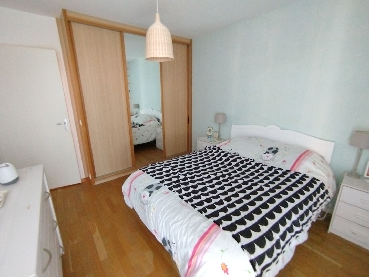 A VENDRE Appartement 3 pièces 70m² (2011) Montigny Village, en étage avec ascenseur
