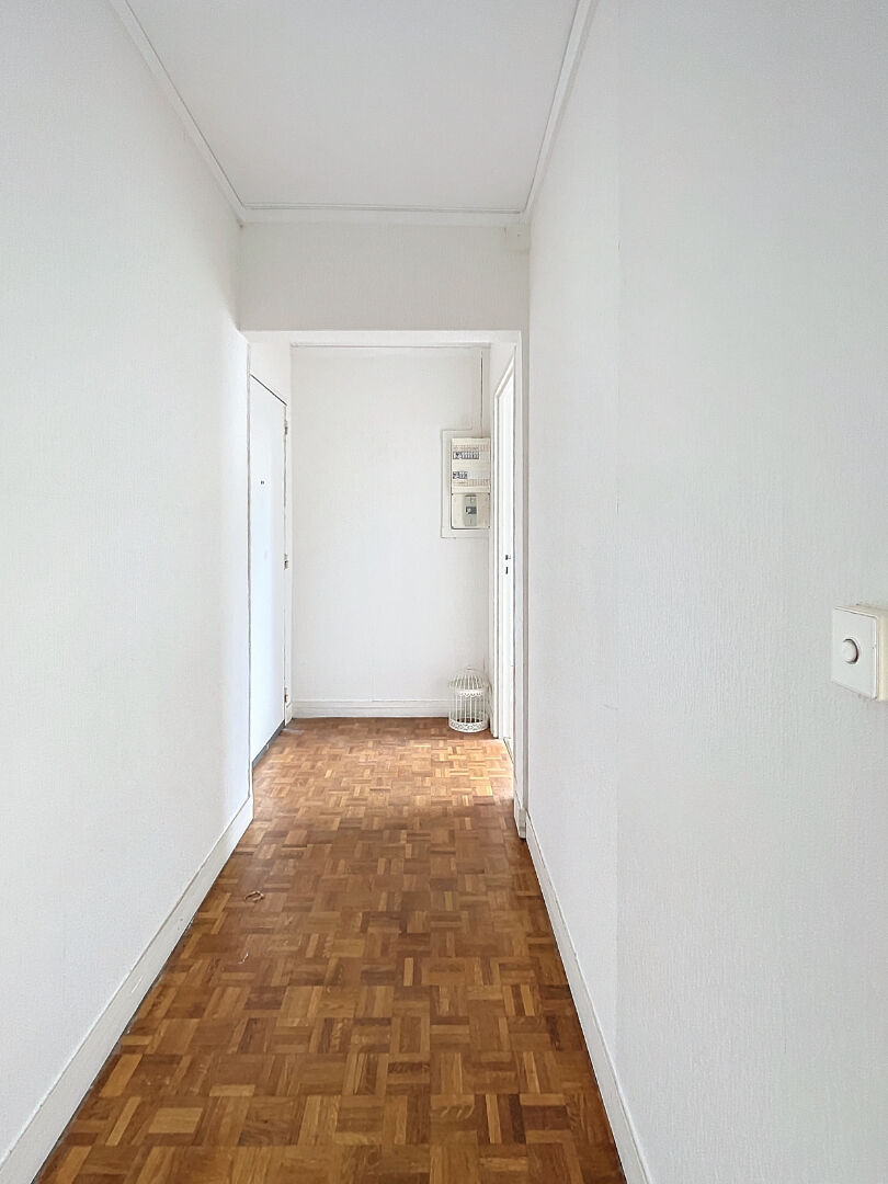 A vendre appartement Saint Cyr L Ecole 4 pièce(s) 66 m2 avec balcon.