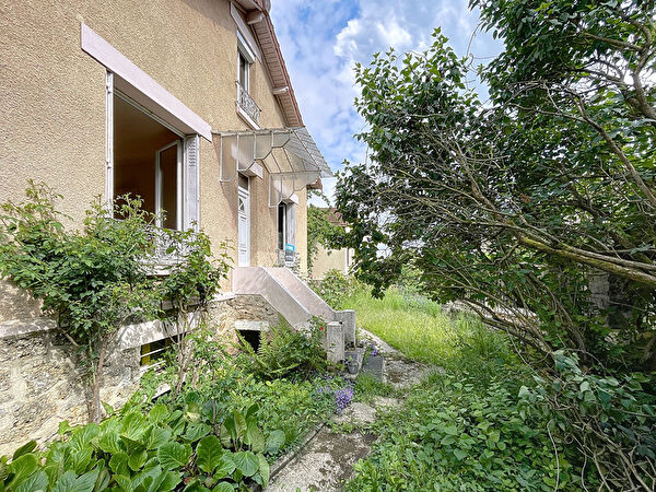 Vente par agence immobiliere à Rocquencourt (78150)