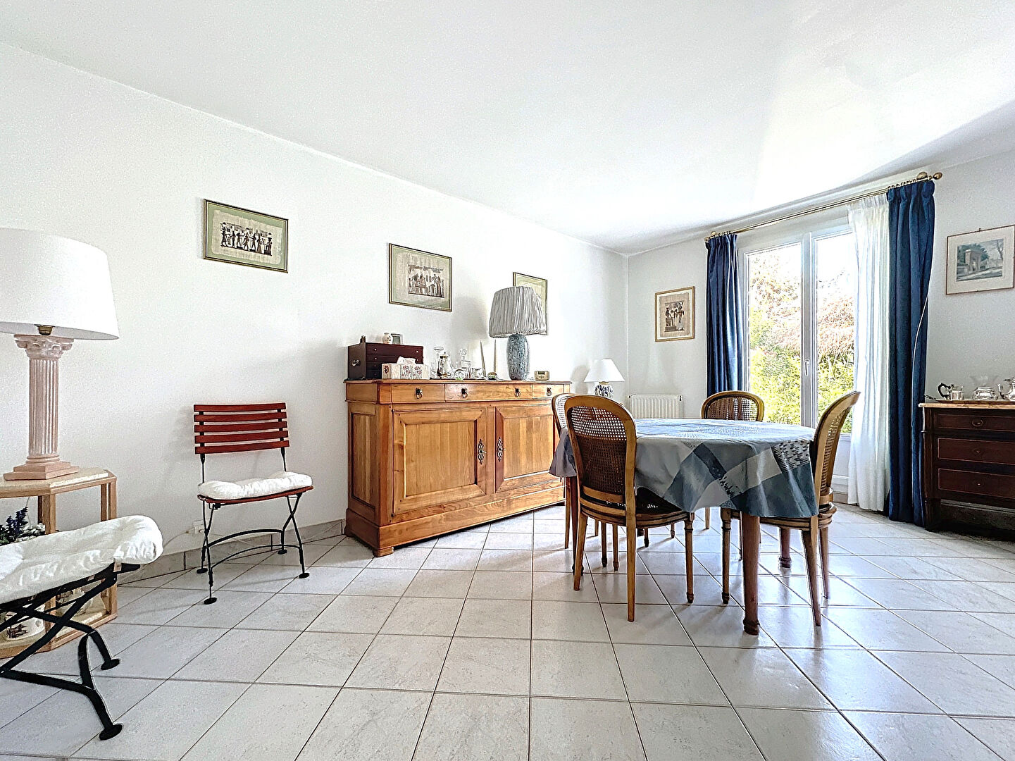 Visite virtuelle disponible, Maison Guyancourt  Village, 5 pièce(s) 97 m2, 3 chambres, au calme sans vis à vis.
