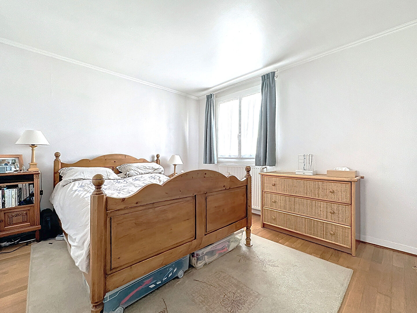Visite virtuelle disponible, Maison Guyancourt  Village, 5 pièce(s) 97 m2, 3 chambres, au calme sans vis à vis.