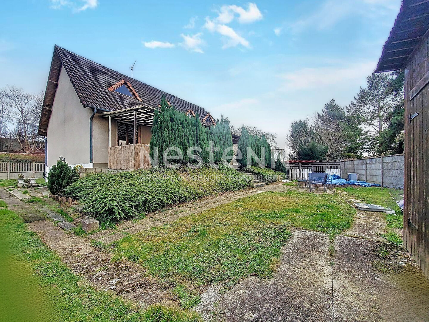 A VENDRE : Maison de 177 m² à Chilly-Mazarin avec fort potentiel et combles aménageables