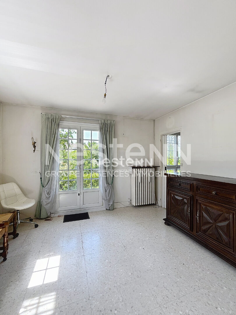 Maison  d'environ  152m² sur sous sol total - LONGJUMEAU secteur pavillonnaire