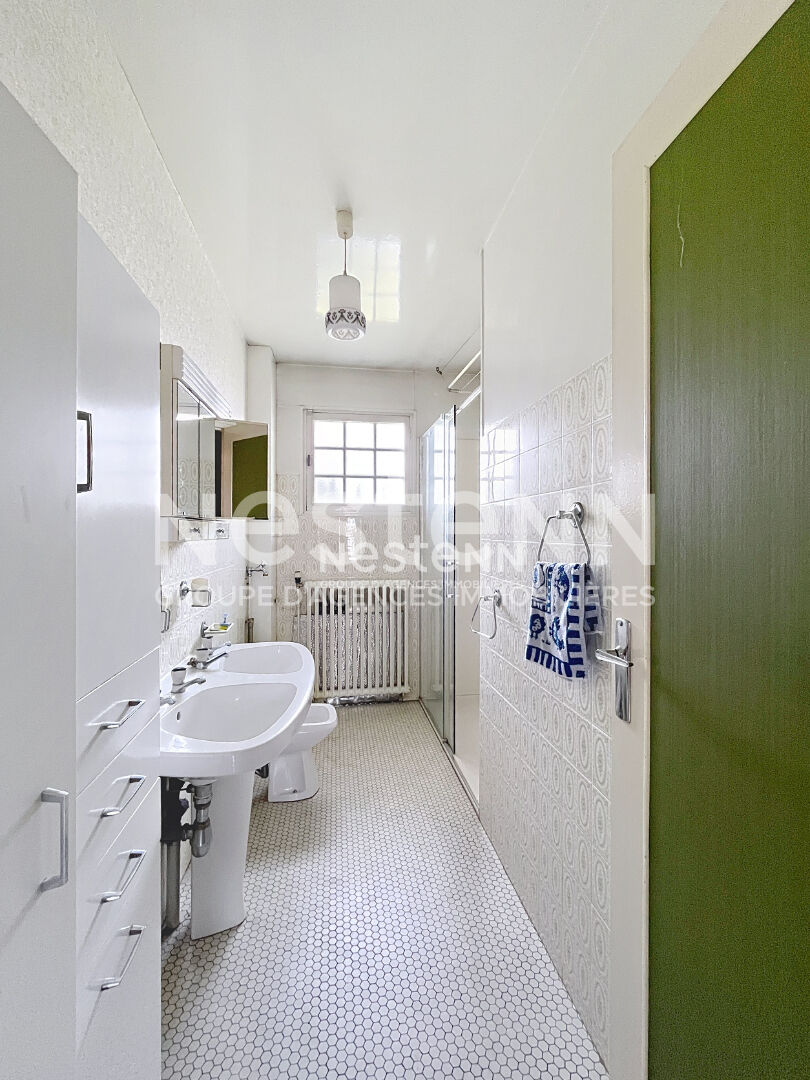 Maison  d'environ  152m² sur sous sol total - LONGJUMEAU secteur pavillonnaire