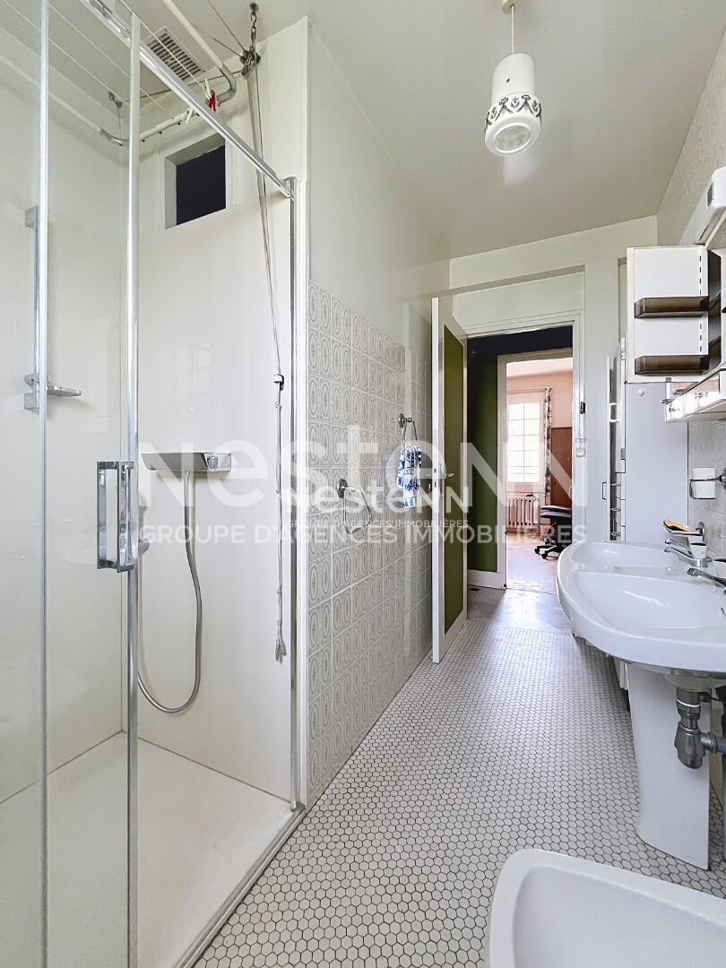 Maison  d'environ  152m² sur sous sol total - LONGJUMEAU secteur pavillonnaire