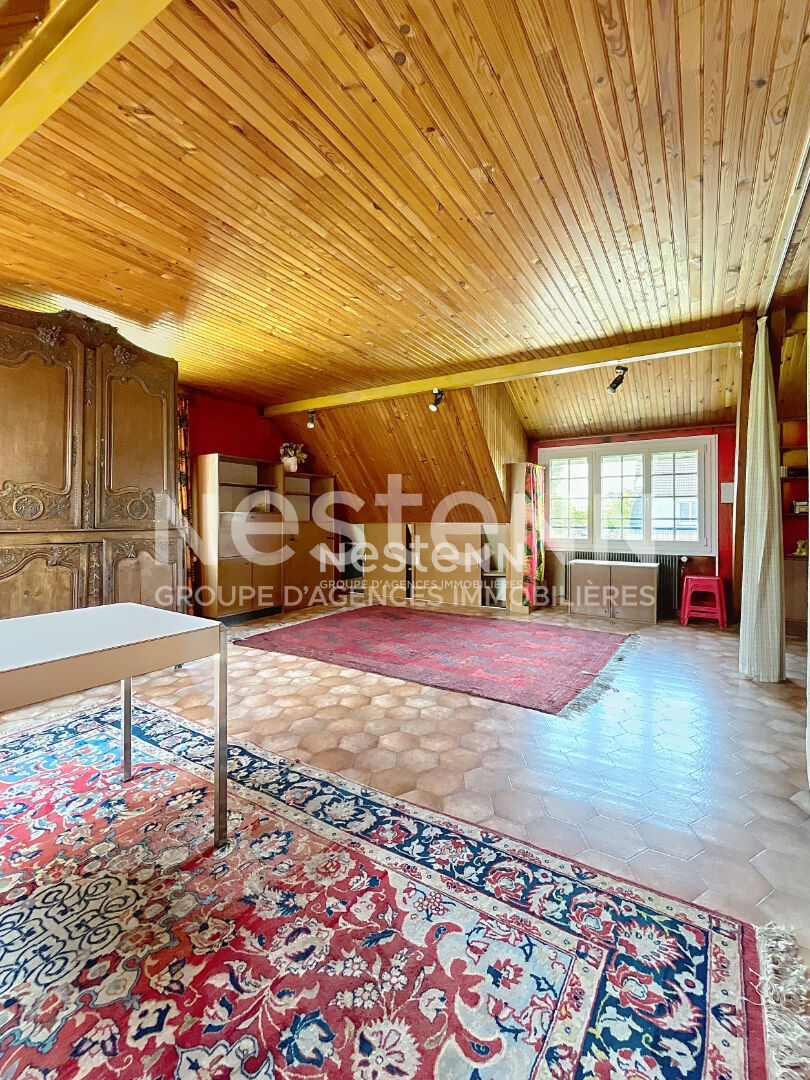 Maison  d'environ  152m² sur sous sol total - LONGJUMEAU secteur pavillonnaire