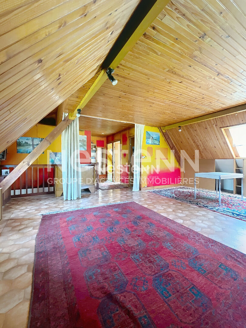 Maison  d'environ  152m² sur sous sol total - LONGJUMEAU secteur pavillonnaire