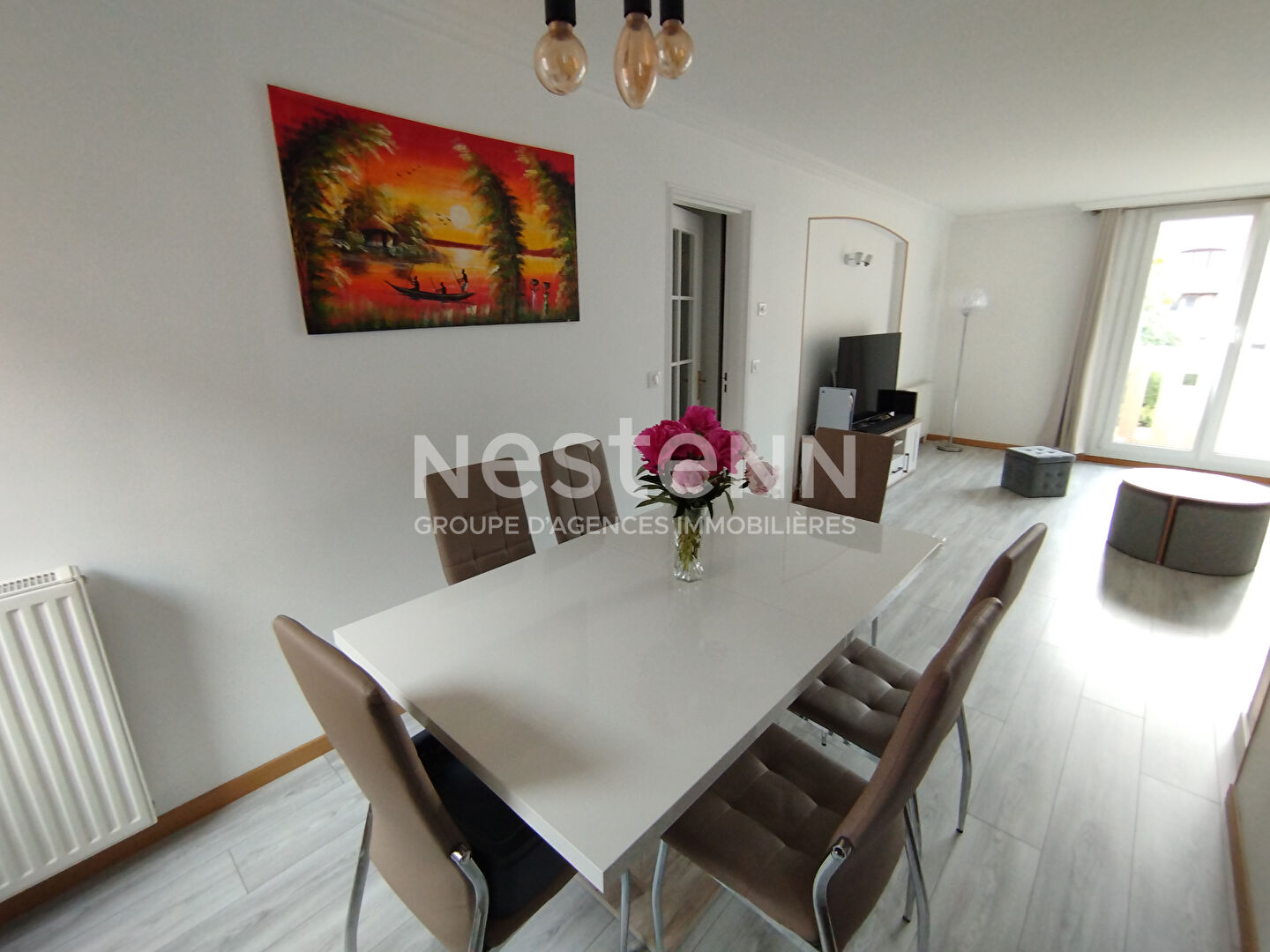 A VENDRE  MONTIGNY LE BX LA SOURDERIE 5 PIECES 99M² EN ETAGE, SEJOUR 34M² 3 CHAMBRES PARKING S/SOL