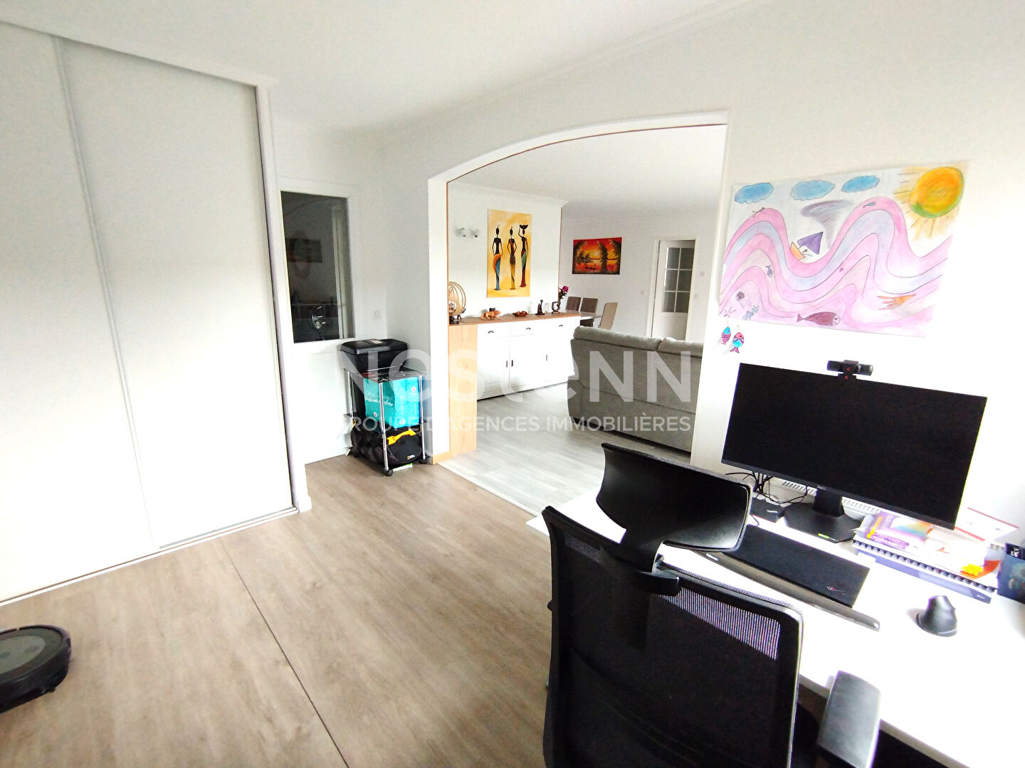 A VENDRE  MONTIGNY LE BX LA SOURDERIE 5 PIECES 99M² EN ETAGE, SEJOUR 34M² 3 CHAMBRES PARKING S/SOL