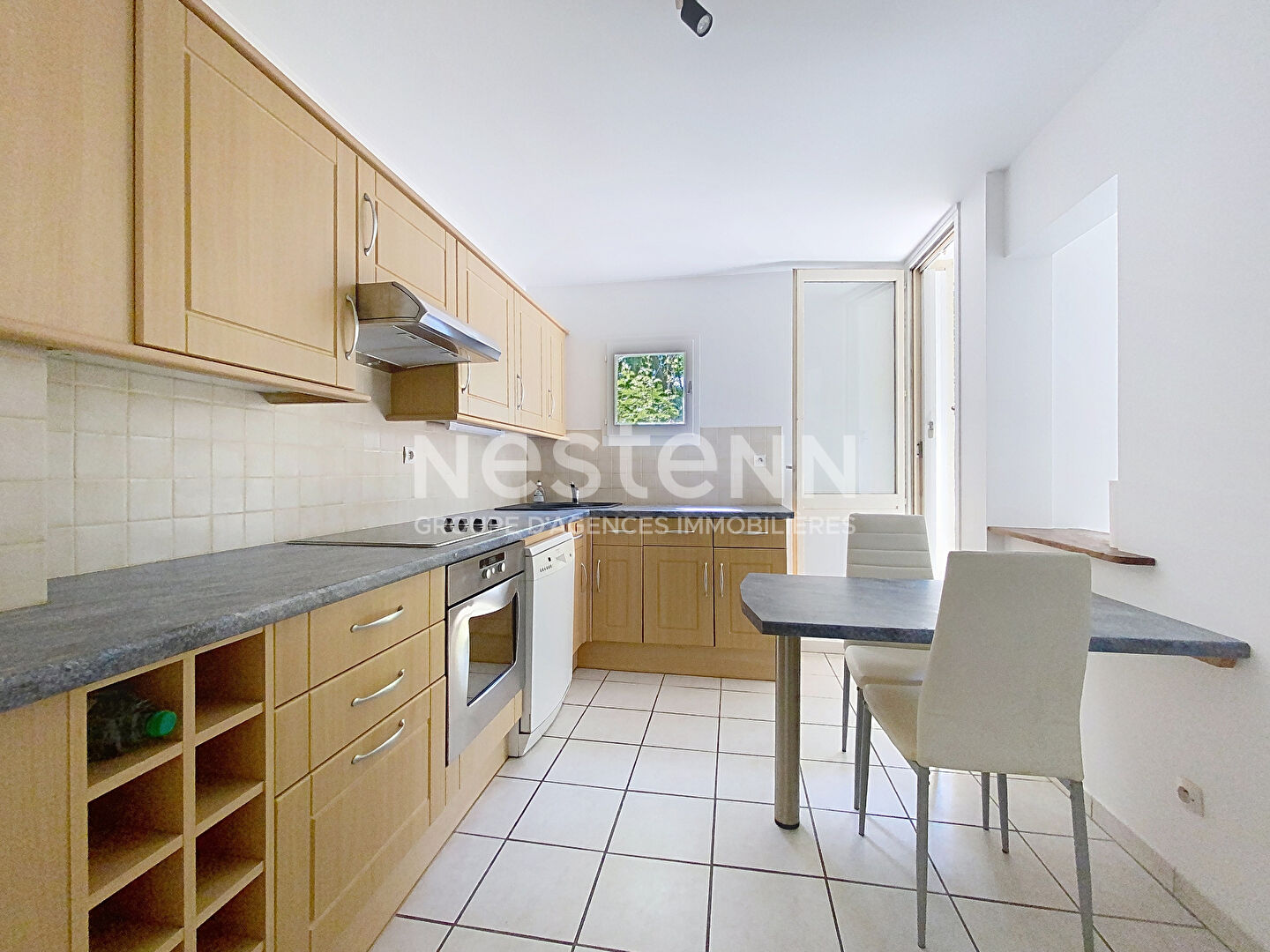 Appartement Montigny Le Bretonneux 3 pièces 68.28 m2 parking.