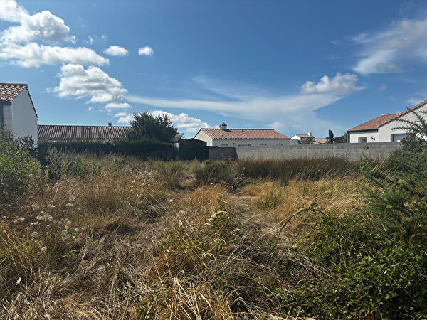 Vente terrain à Saint urbain (85230)