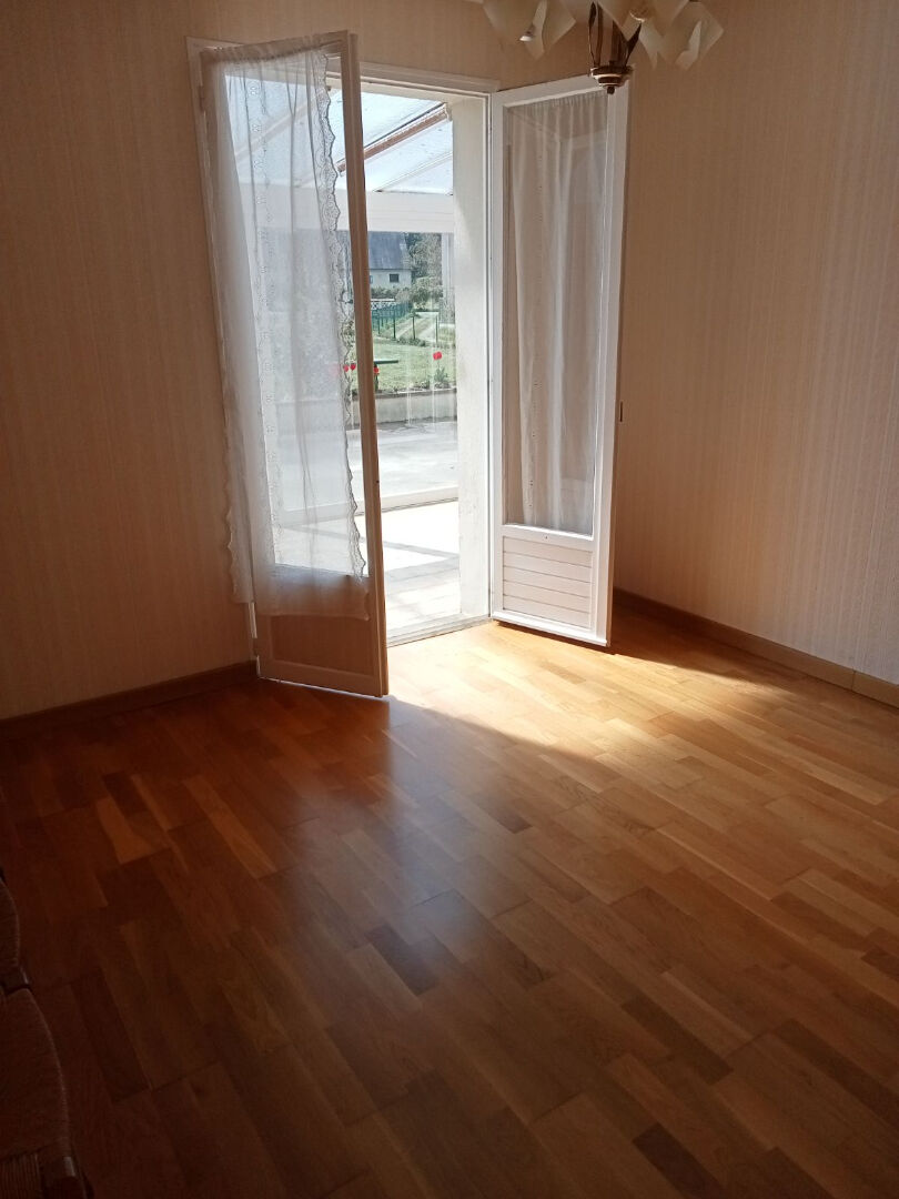 A vendre Maison de plain pied à Montreuil Sur Ille, proximité de la gare (axe Rennes/Saint-Malo)