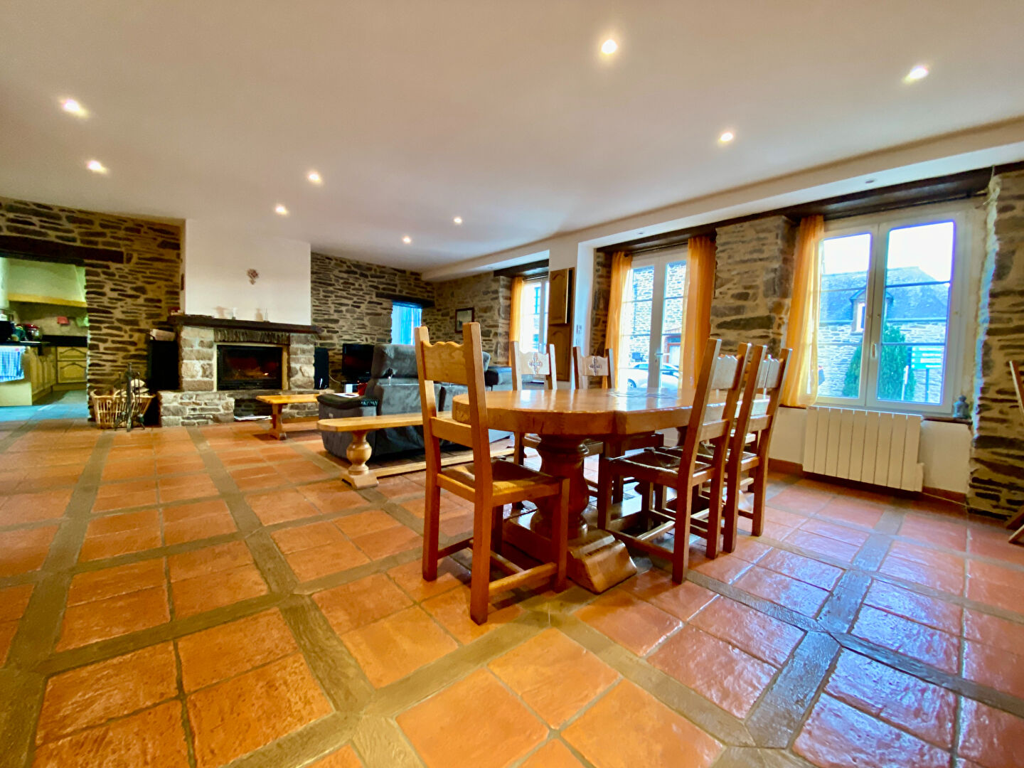 À vendre : Maison ancienne à Lillemer 4 chambres