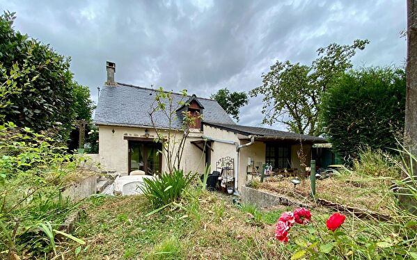 Vente par agence immobiliere à Dinge (35440)