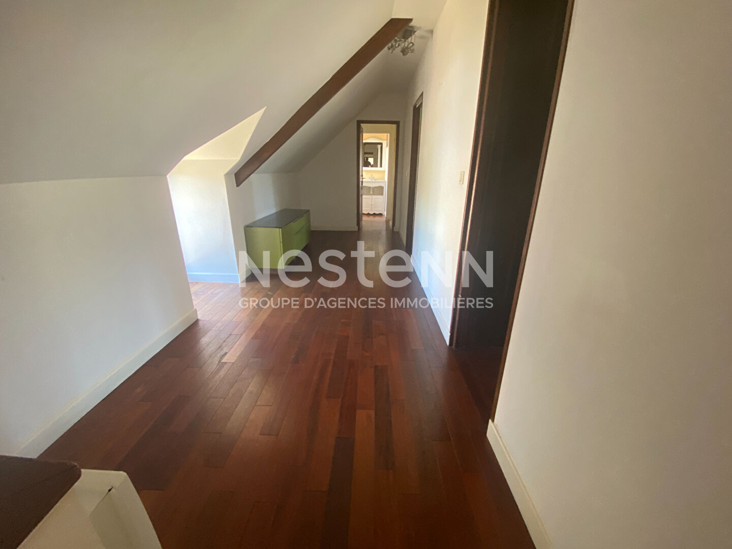 À vendre : Longère de charme avec 4 chambres à Noyal-sous-Bazouges