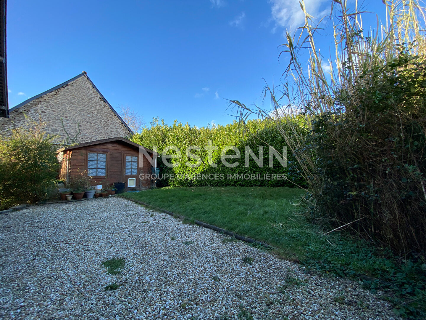 À vendre : Longère de charme avec 4 chambres à Noyal-sous-Bazouges