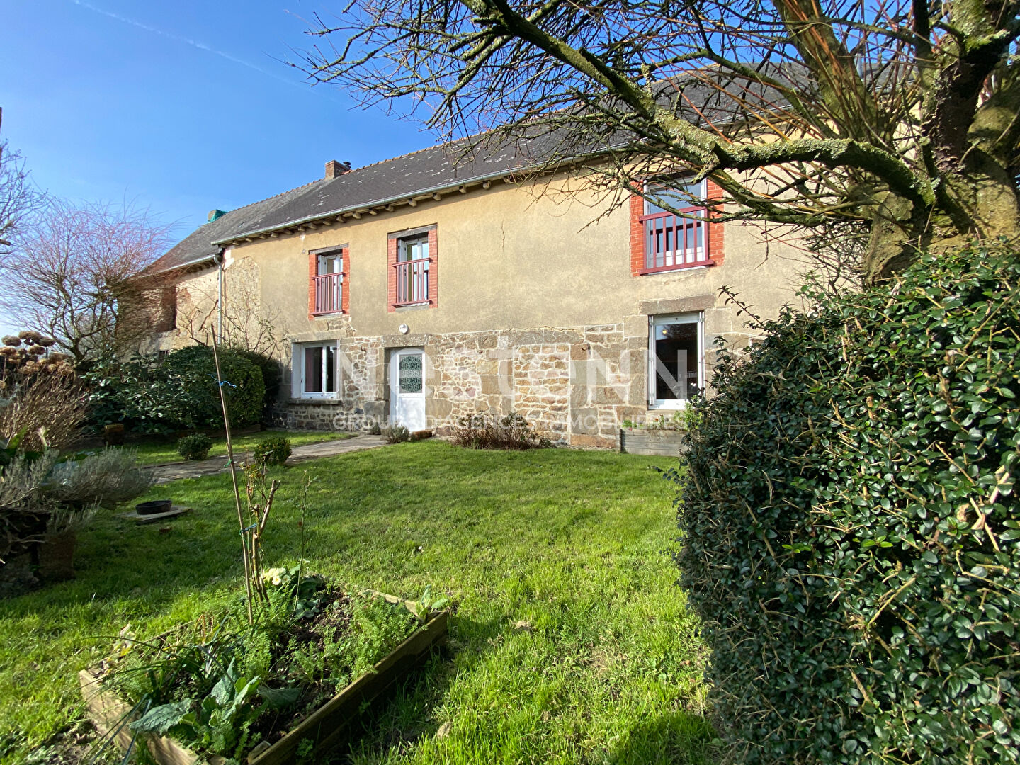 À vendre - Maison 4 chambres à Tinténiac, proche centre-bourg