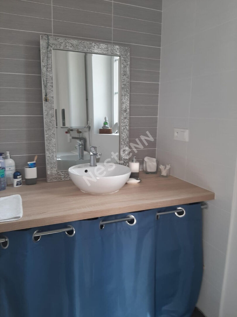 Appartement Les Sables D'Olonne 3 pièces 71 m2 hab 2 chambre cave Arago proche de tous commerces et de la grande plage