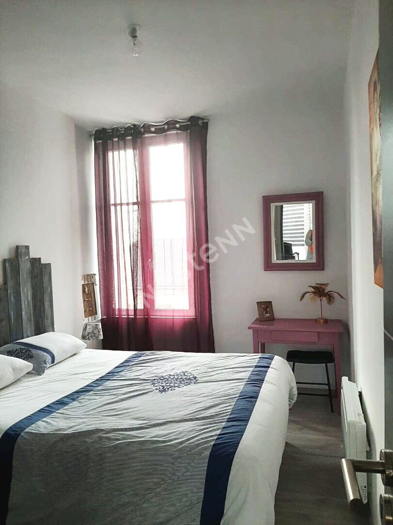 Appartement Les Sables D'Olonne 3 pièces 71 m2 hab 2 chambre cave Arago proche de tous commerces et de la grande plage