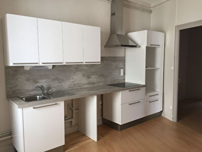Location appartement à Bessamorel (43200)
