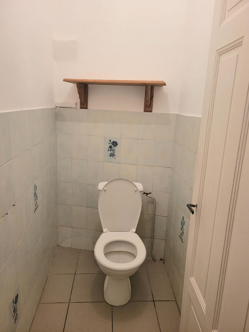 Bel appartement de 3 pièces en plein centre  de Retournac avec parking extérieur