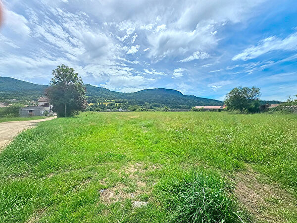 Vente terrain à Mezeres (43800)