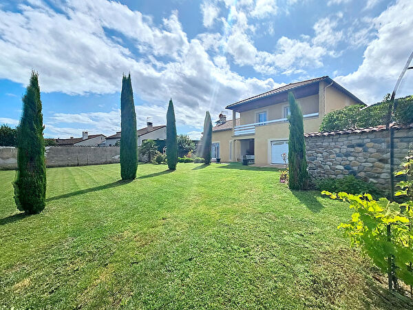 Vente maison garage à Bas en basset (43210)