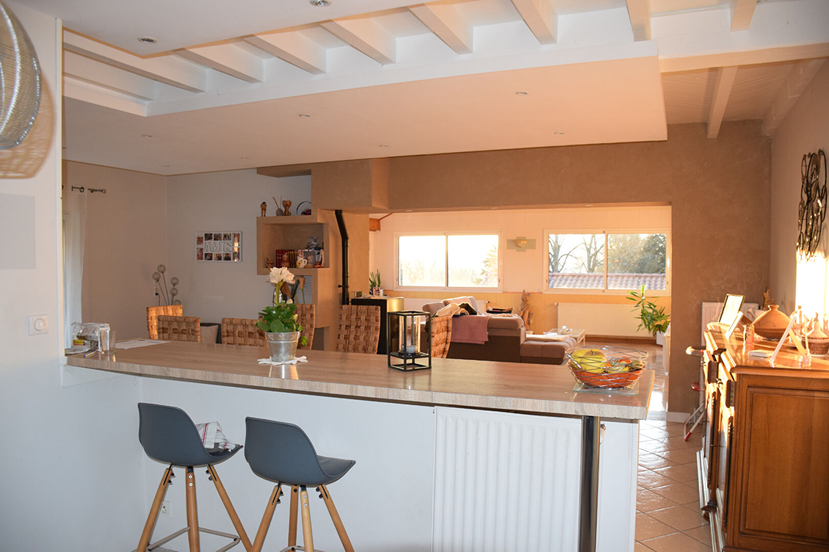 EXCLUSIVITÉ , Maison de 155 m² environ avec garage, terrasse et terrain clos à Grazac