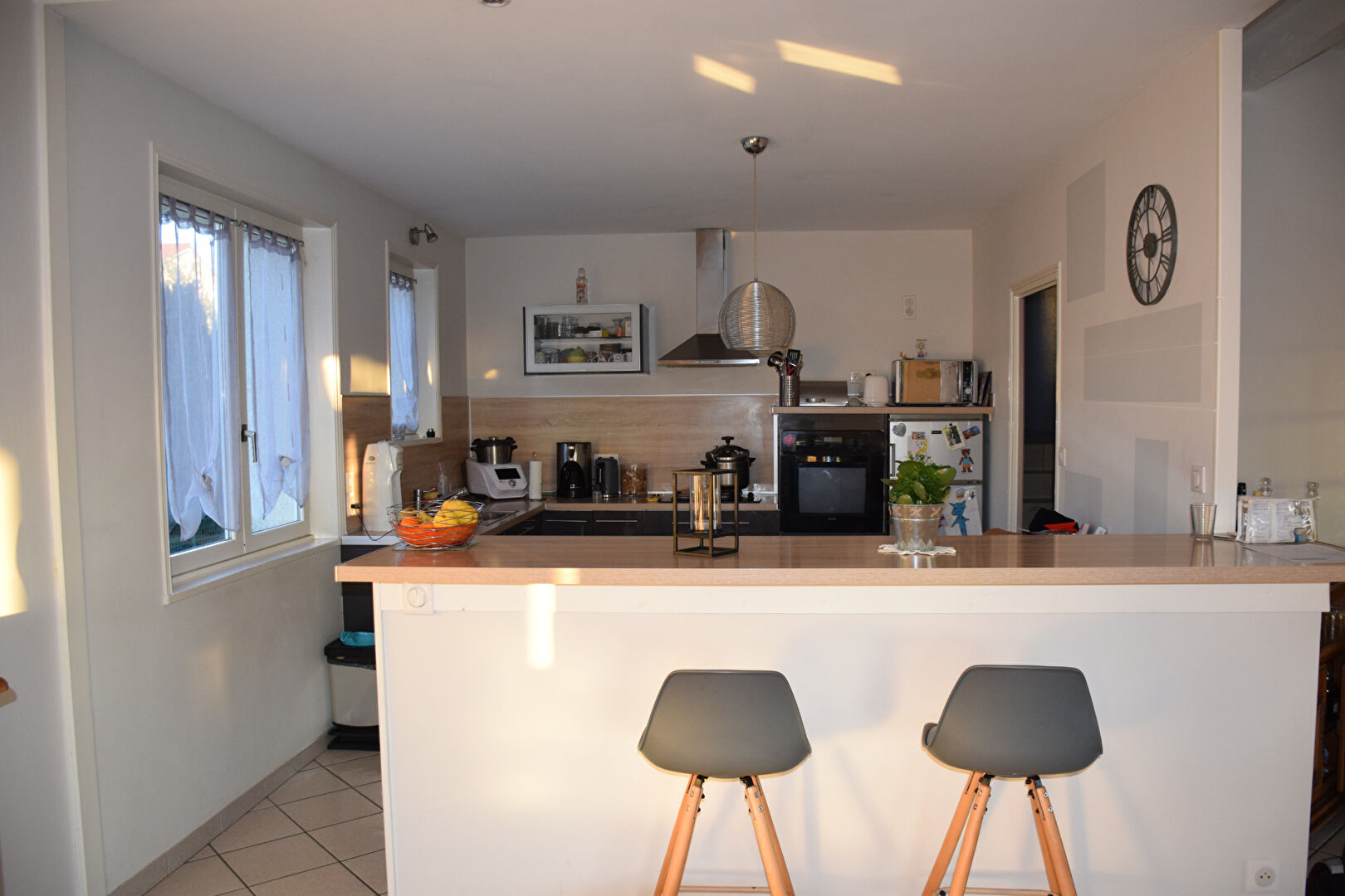 EXCLUSIVITÉ , Maison de 155 m² environ avec garage, terrasse et terrain clos à Grazac