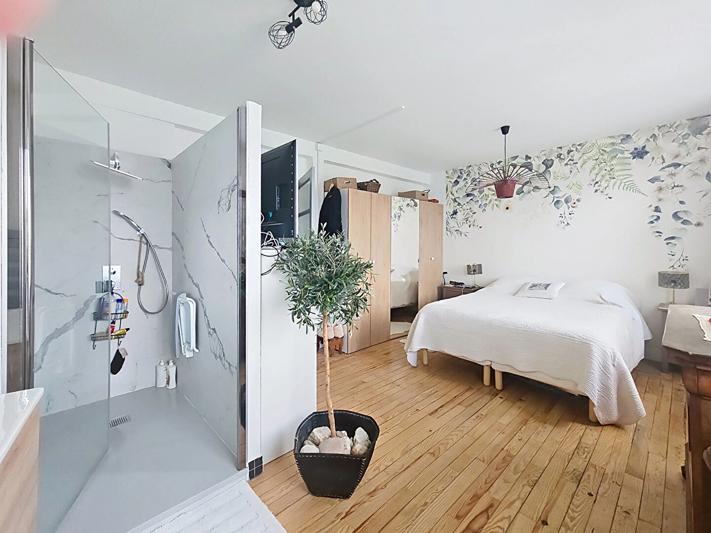 Centre Saint Maurice de lignon ! Maison de village de plus de 140 m2 avec jardin et garage