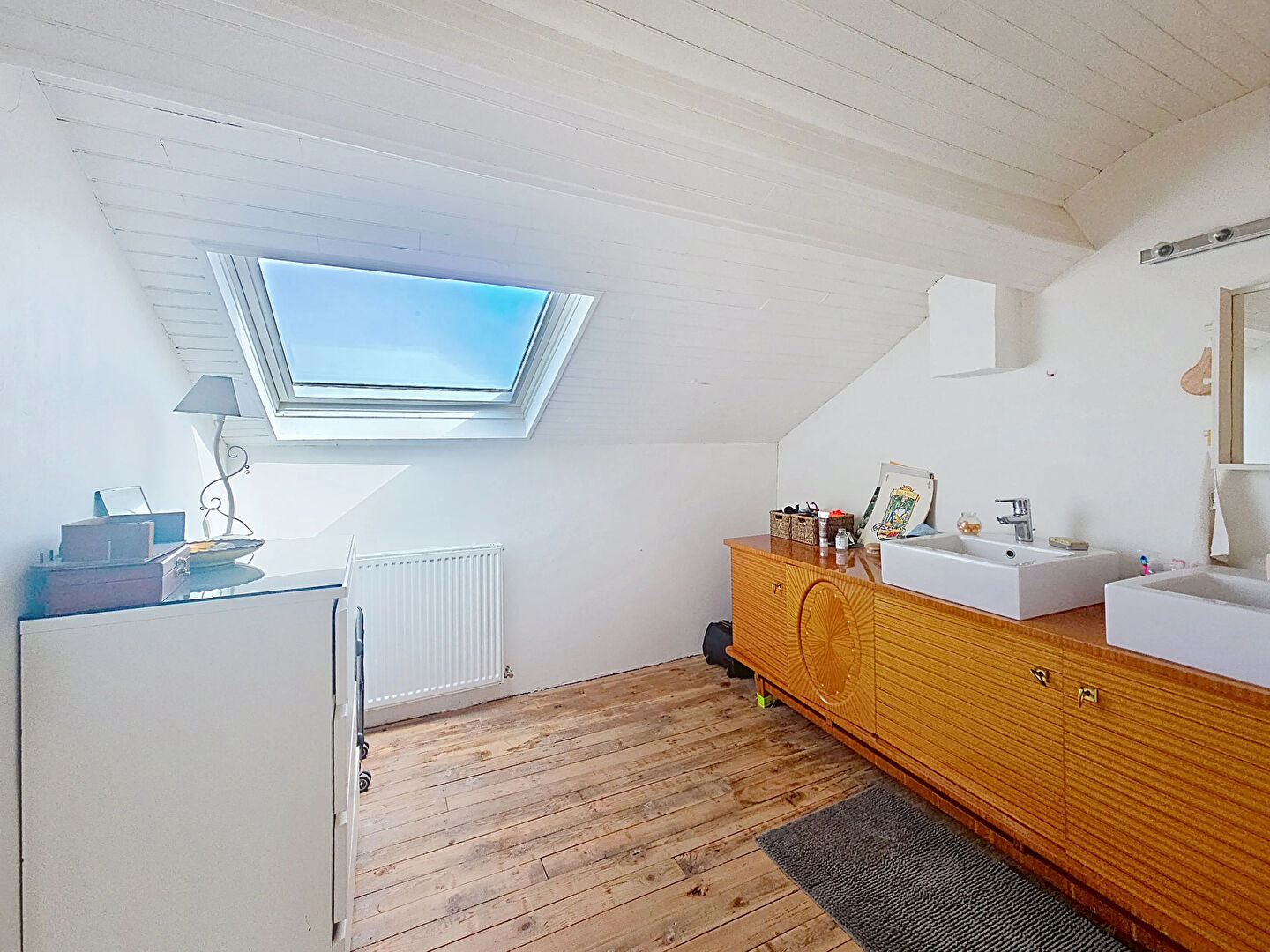 Centre Saint Maurice de lignon ! Maison de village de plus de 140 m2 avec jardin et garage