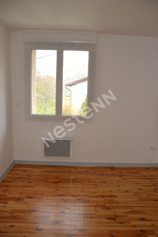 Jolie petite maison lumineuse de 3 pièce(s) avec terrain sur  Beaux