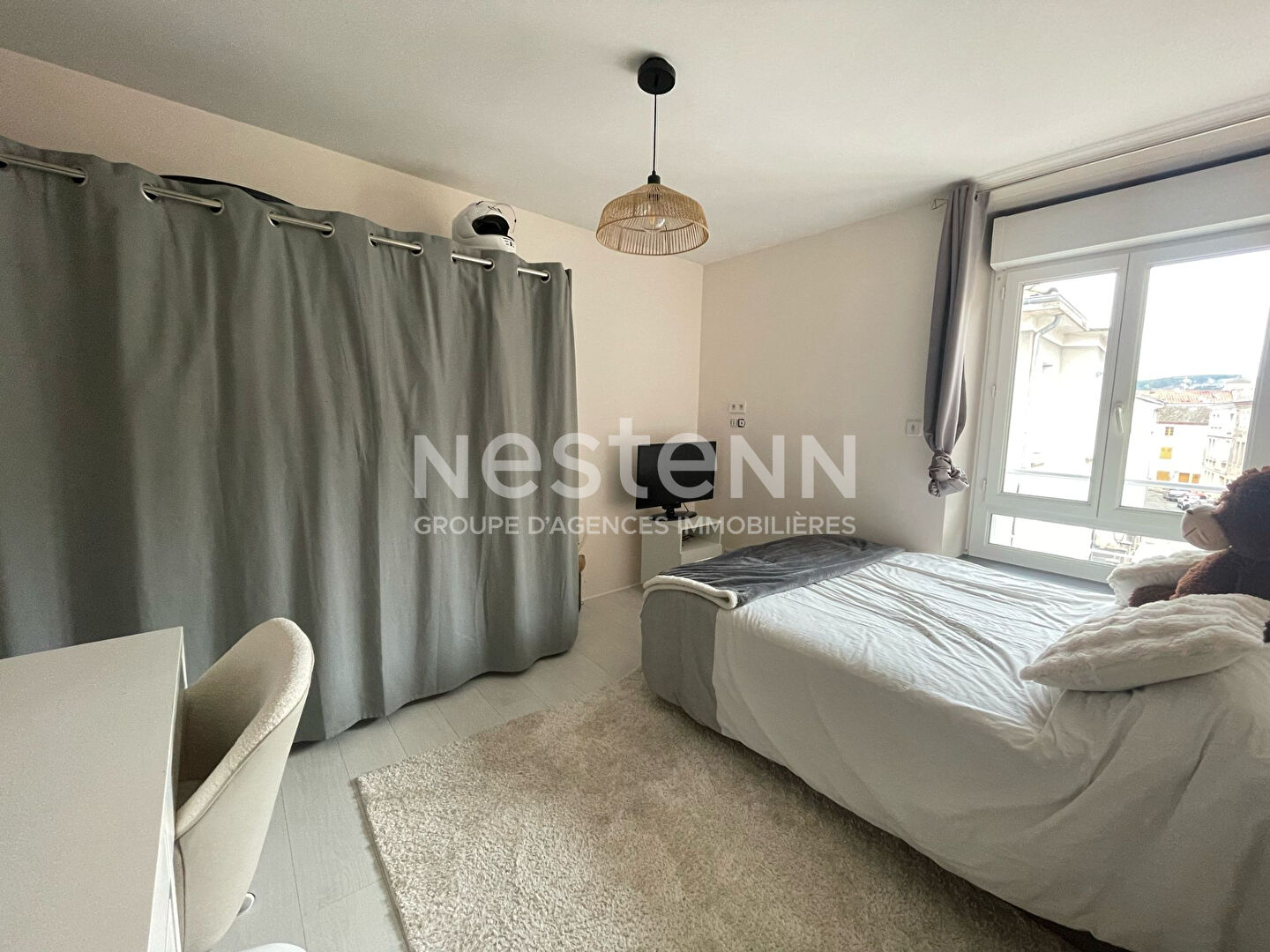 Bel appartement 4 pièce(s) en duplex dans le centre ville de Monistrol Sur Loire