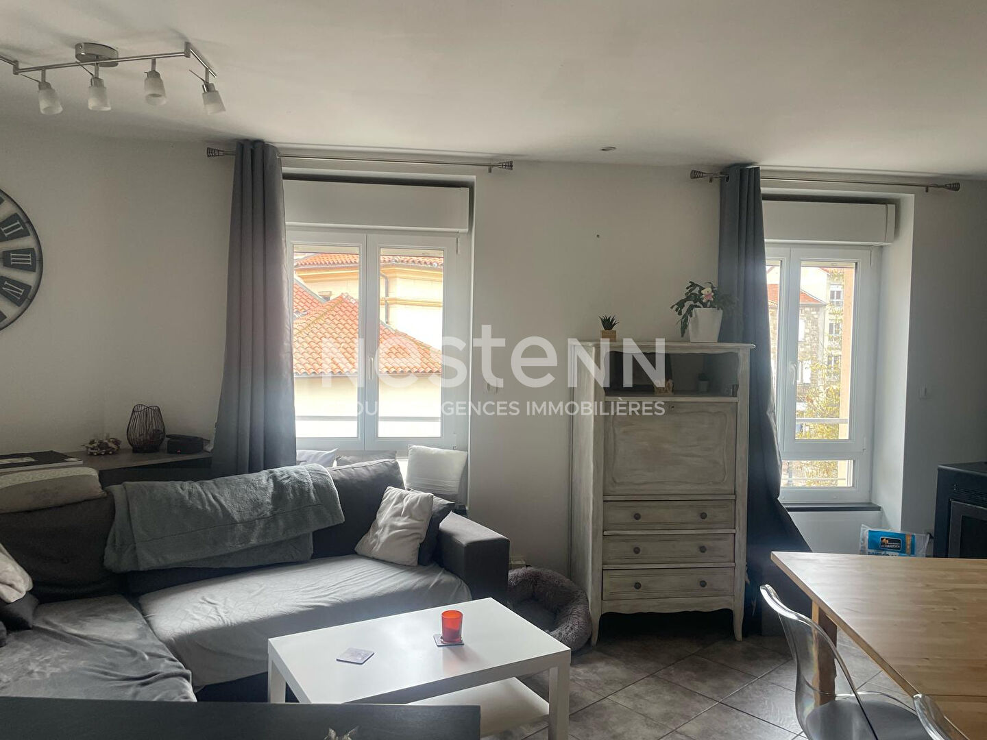 Bel appartement 4 pièce(s) en duplex dans le centre ville de Monistrol Sur Loire
