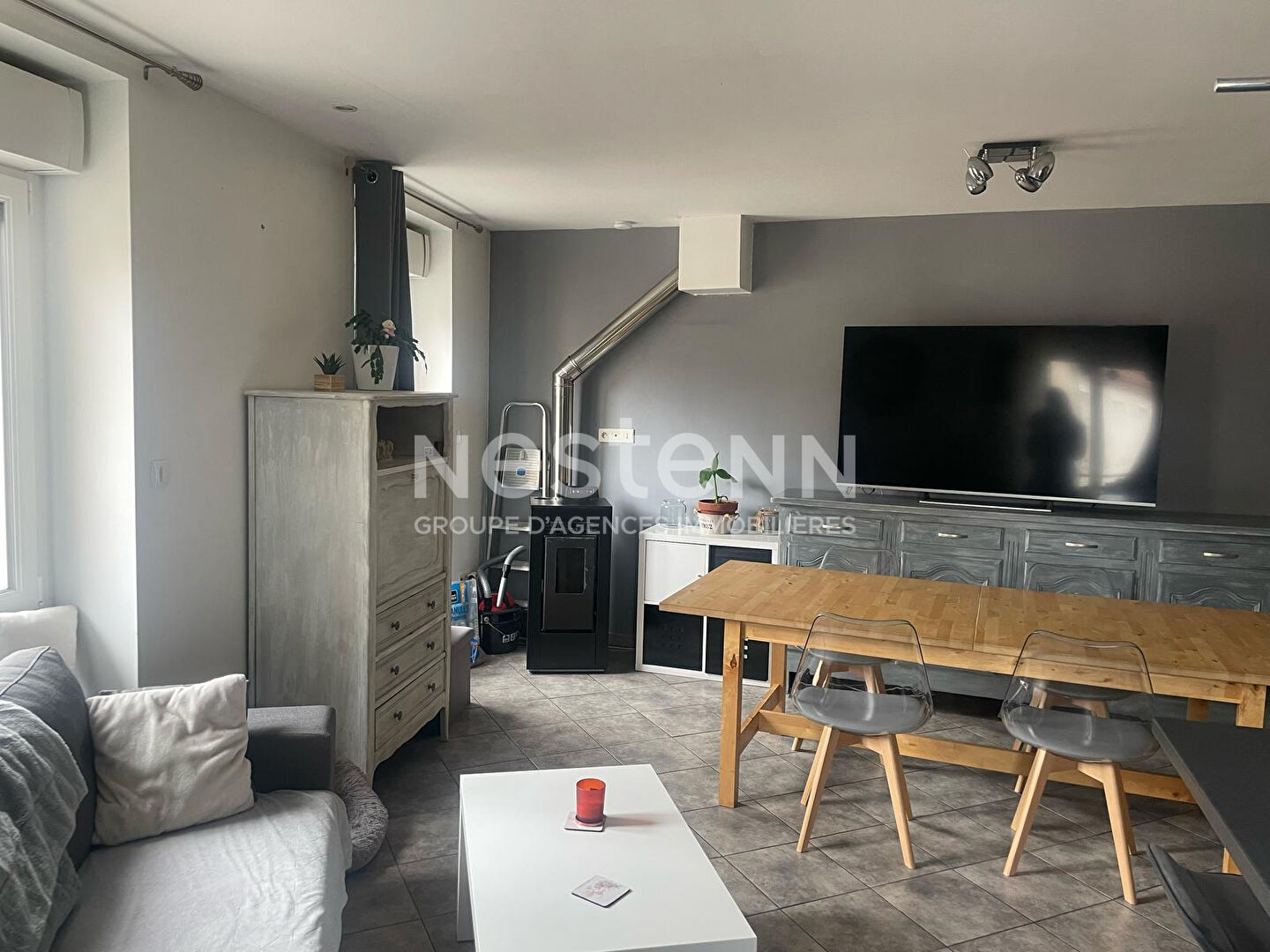 Bel appartement 4 pièce(s) en duplex dans le centre ville de Monistrol Sur Loire