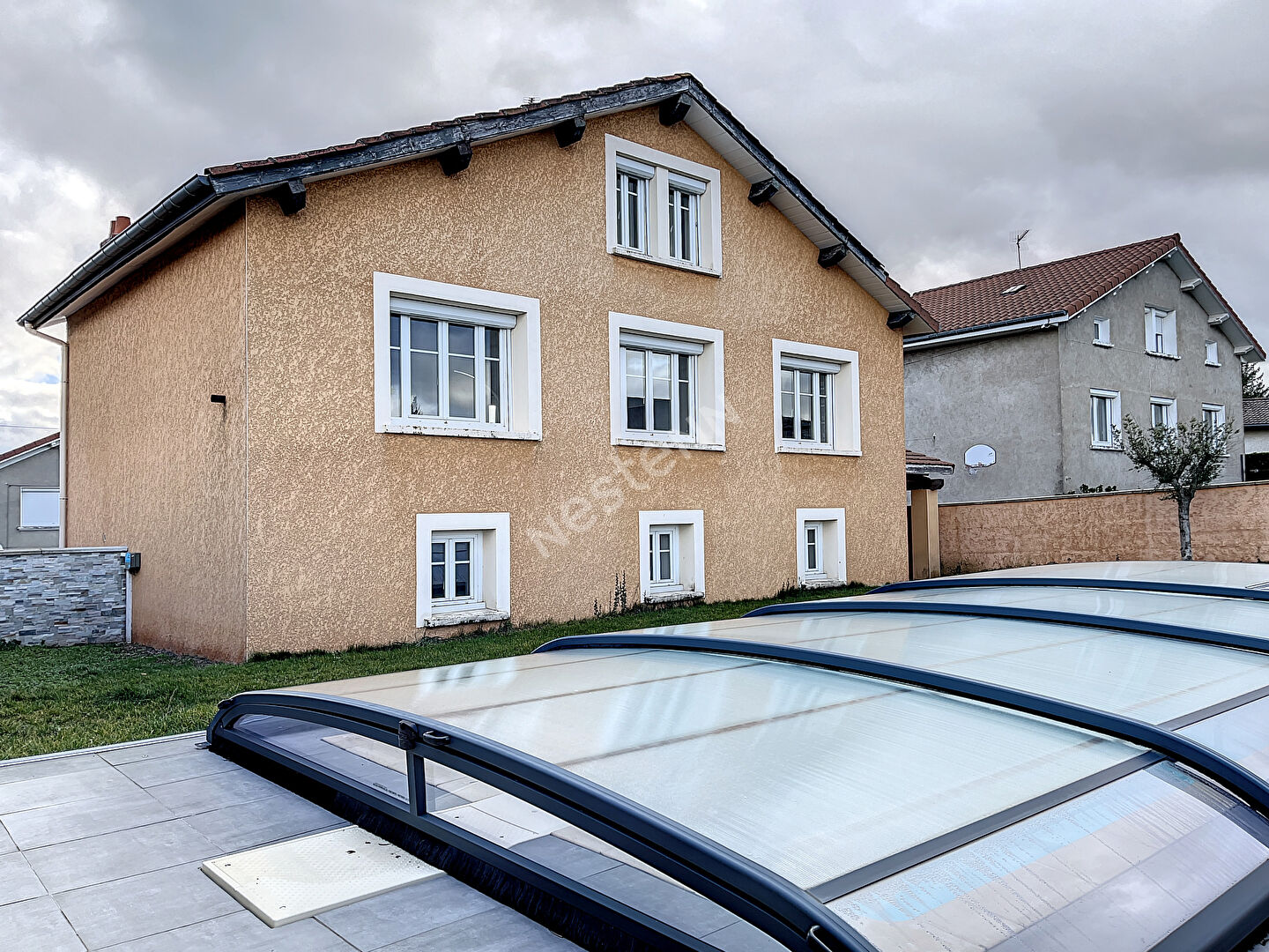 Maison proche centre SAINT MAURICE DE LIGNON avec garage, piscine couverte et terrain