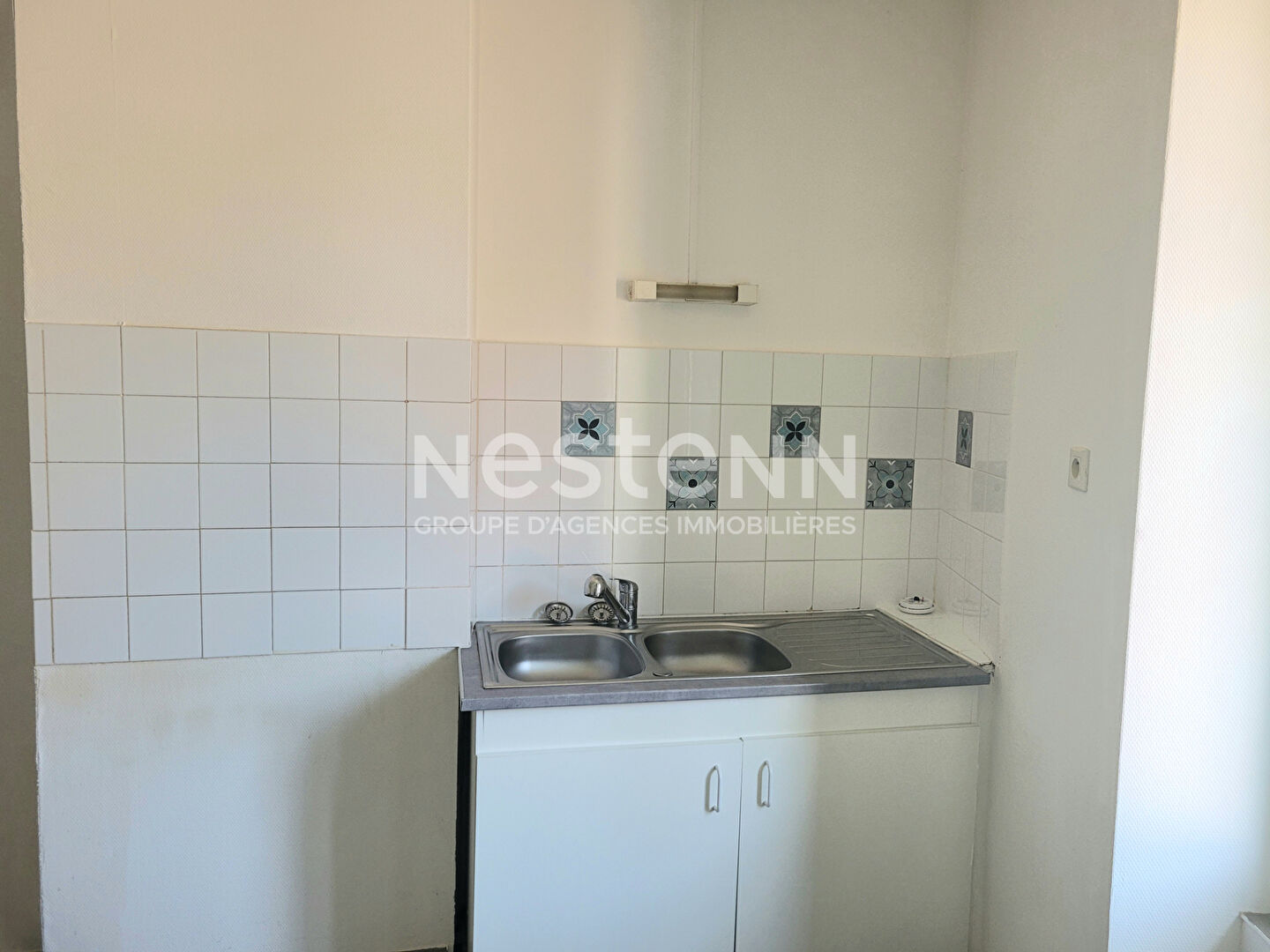Bel appartement de 3 pièces en plein centre  de Retournac avec parking extérieur