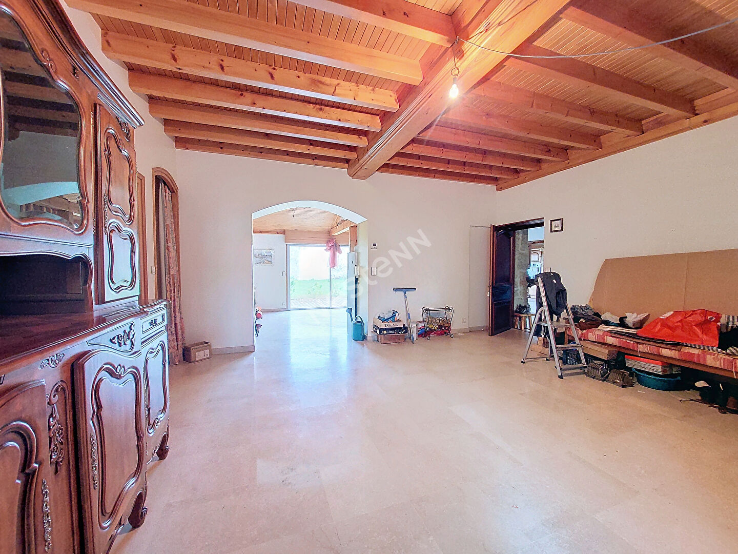 Maison composée de 2 appartements avec terrain dans le centre de Saint Maurice de Lignon