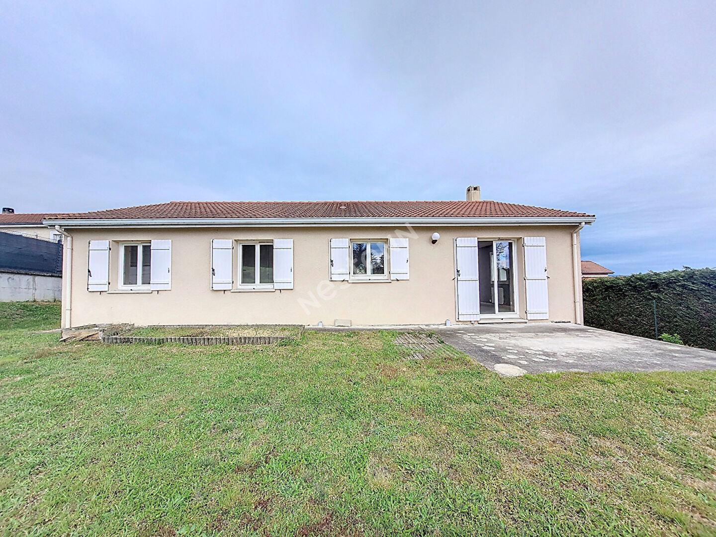 ST Maurice de lignon Maison  lumineuse de plain pied avec terrain et garage