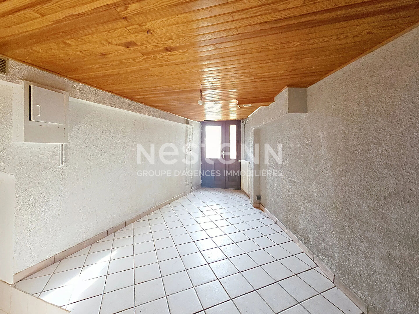 CENTRE BAS EN BASSET Maison  de village à rénover sur 450 m2 de terrain clos