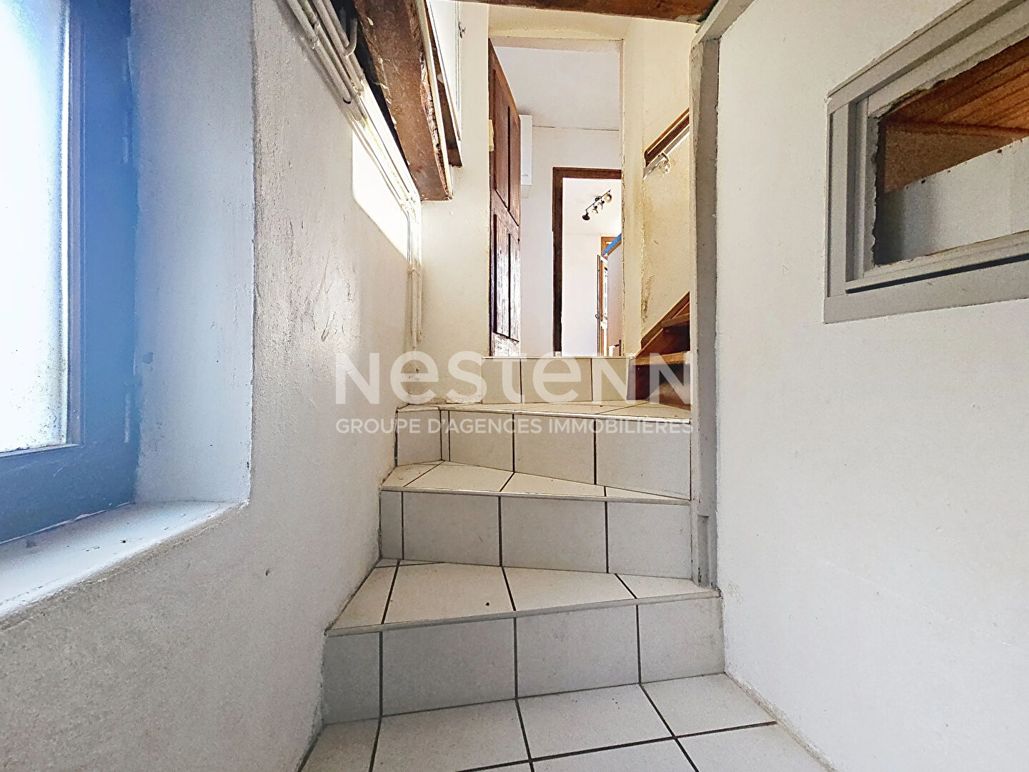 CENTRE BAS EN BASSET Maison  de village à rénover sur 450 m2 de terrain clos