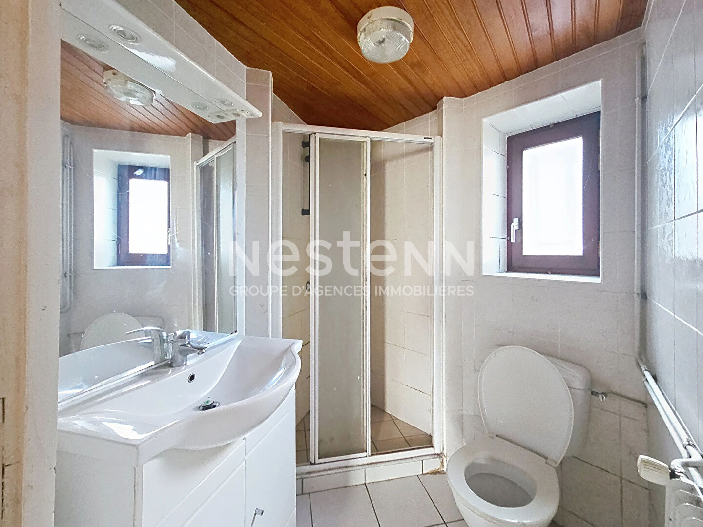 CENTRE BAS EN BASSET Maison  de village à rénover sur 450 m2 de terrain clos