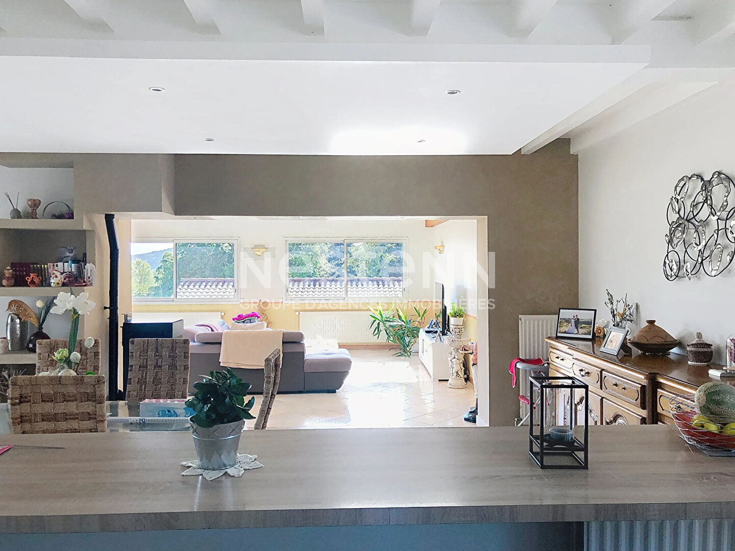 EXCLUSIVITÉ , Maison de 155 m² environ avec garage, terrasse et terrain clos à Grazac