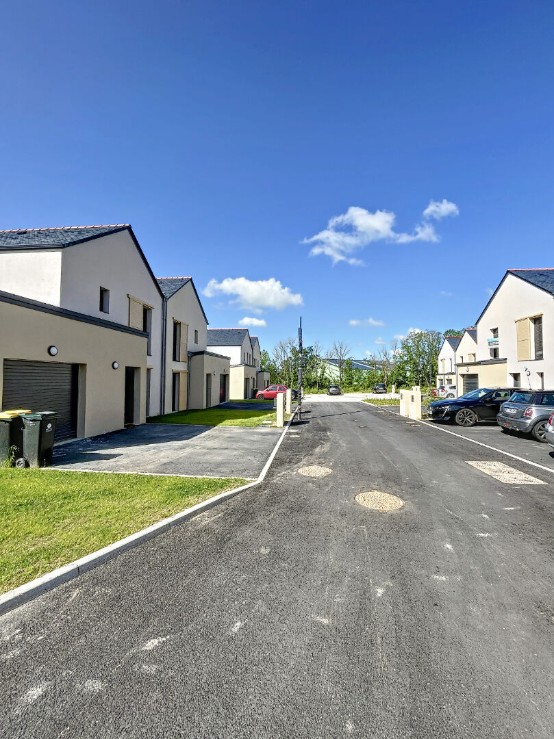 BOUCHEMAINE - Maison neuve - 4 chambres - jardin et garage